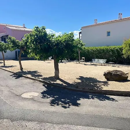 T2, Ile De La Marina, Climatisee אגדה
